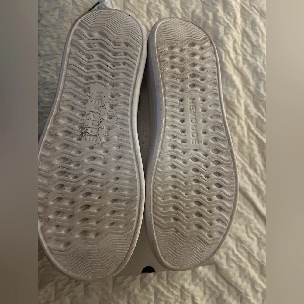 Hey Dude Wendy Rise Eyelet Slip-On Shoe - Picture 2 of 4